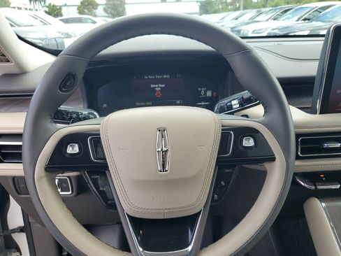 Certified 2024 Lincoln Aviator Reserve image 19