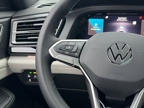 New 2026 Volkswagen Atlas Cross Sport SEL Premium R-Line AWD/4WD image 29