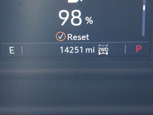 Certified 2022 Chevrolet Silverado 1500 RST image 4