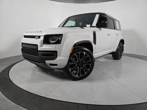 New 2026 Land Rover Defender 110 OCTA image 1