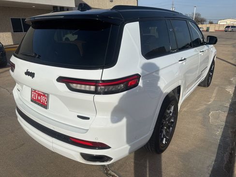 Used 2024 Jeep Grand Cherokee L Summit w/ High Altitude Package image 4