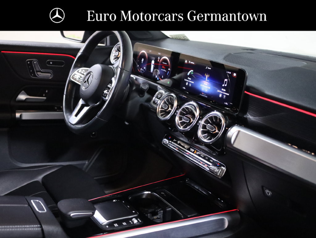 Used 2023 Mercedes-Benz GLB 250 4MATIC w/ Premium Package image 50