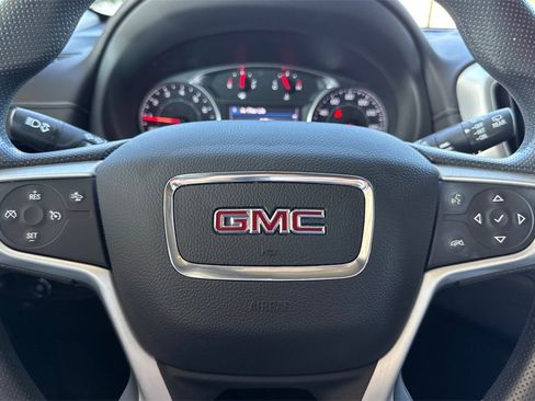 Used 2023 GMC Terrain SLE w/ Driver Convenience Package image 32