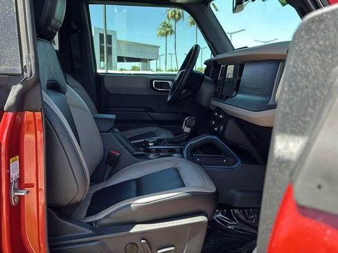 Used 2024 Ford Bronco Wildtrak AWD/4WD image 24