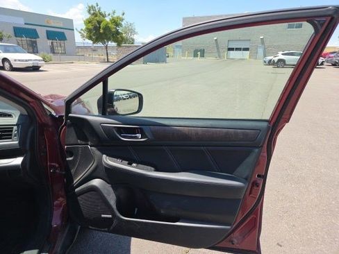 Used 2019 Subaru Outback 2.5i Limited AWD/4WD image 17