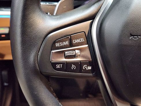 Used 2023 BMW 330i Sedan w/ Premium Package image 47