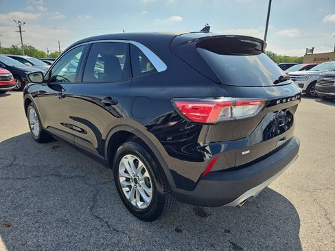 Used 2022 Ford Escape SE FWD image 7