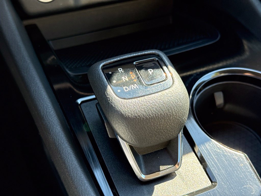 Used 2023 Nissan Rogue SV AWD/4WD image 23