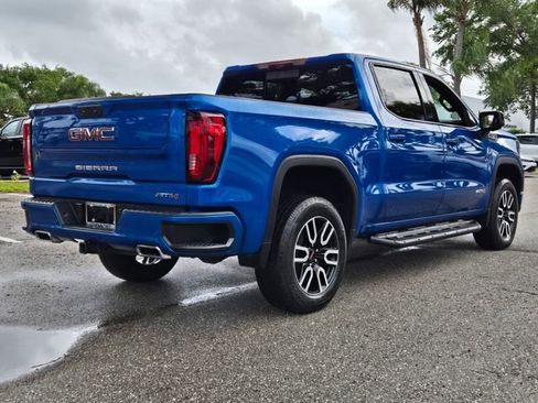 Used 2023 GMC Sierra 1500 AT4 w/ AT4 Premium Package AWD/4WD image 7