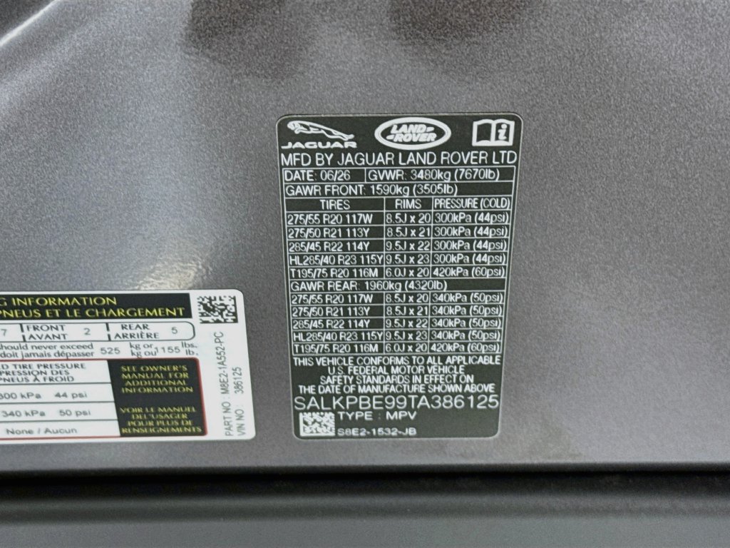 New 2026 Land Rover Range Rover Long Wheelbase SE AWD/4WD image 34