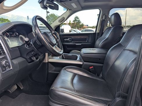 Used 2016 RAM 1500 Laramie w/ Convenience Group AWD/4WD image 29