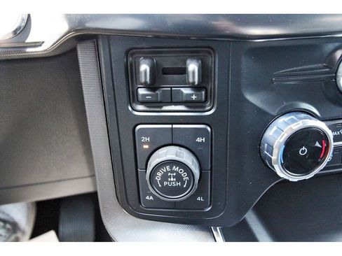Certified 2025 Ford F150 Platinum w/ Equipment Group 702A High AWD/4WD image 29