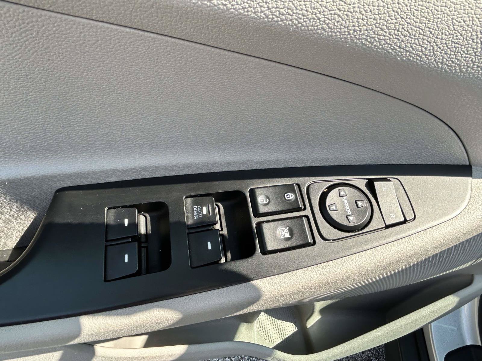 Used 2019 Hyundai Tucson SE FWD image 12