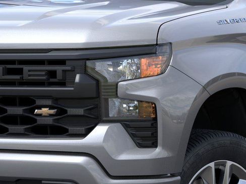 New 2026 Chevrolet Silverado 1500 Custom AWD/4WD image 10