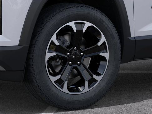 New 2027 Chevrolet Equinox LT w/ Convenience Package II FWD image 9