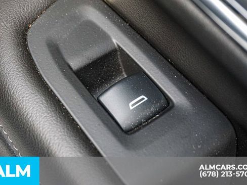 Used 2024 Chevrolet Suburban LT image 59