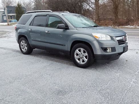 Used 2008 Saturn Outlook XE image 3