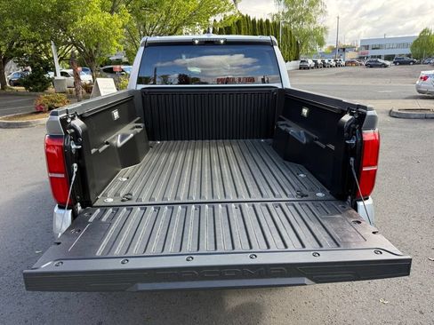 New 2026 Toyota Tacoma TRD Off-Road AWD/4WD image 8