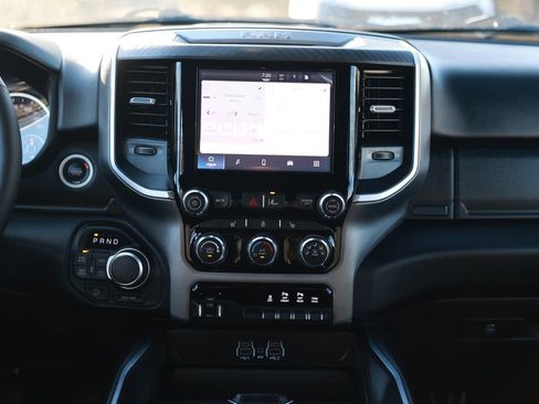 New 2026 RAM 1500 4x4 Crew Cab image 27