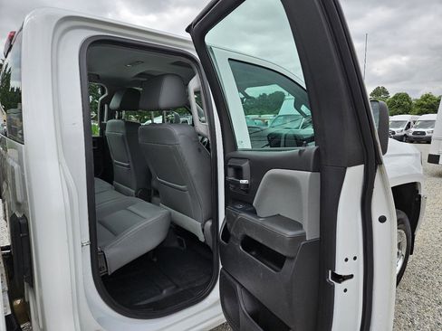 Used 2019 Chevrolet Silverado 2500 W/T AWD/4WD image 27