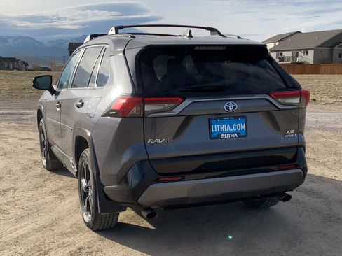 Used 2021 Toyota RAV4 XSE AWD/4WD image 7