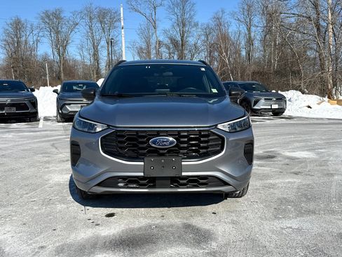 Used 2024 Ford Escape ST-Line image 2