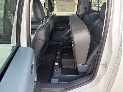 New 2026 Ford Maverick Lobo image 23