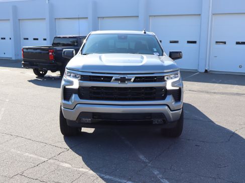 Used 2025 Chevrolet Silverado 1500 RST AWD/4WD image 3