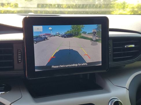 Certified 2024 Ford Explorer XLT AWD/4WD image 28