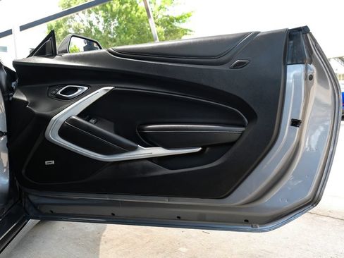 Used 2019 Chevrolet Camaro SS RWD image 42