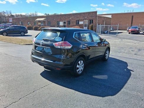 Used 2015 Nissan Rogue S FWD image 5