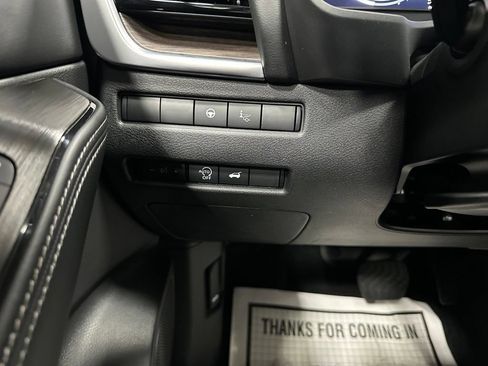 Used 2026 Nissan Rogue Platinum w/ Platinum Premium Package AWD/4WD image 17