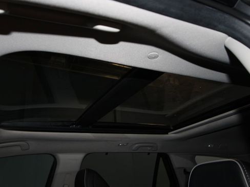Used 2024 Honda Pilot Elite image 21
