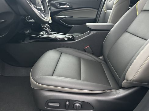 New 2026 Chevrolet Trax ACTIV w/ Driver Confidence Package image 11