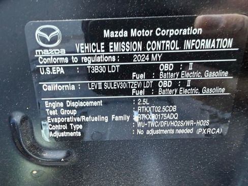 Used 2024 MAZDA CX-90 Plug-In Hybrid w/ Preferred image 8
