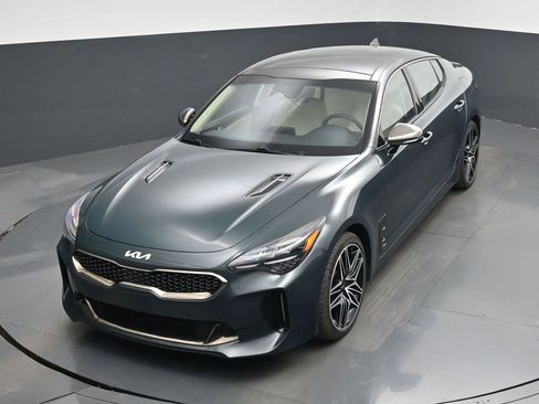 Certified 2022 Kia Stinger GT1 image 35