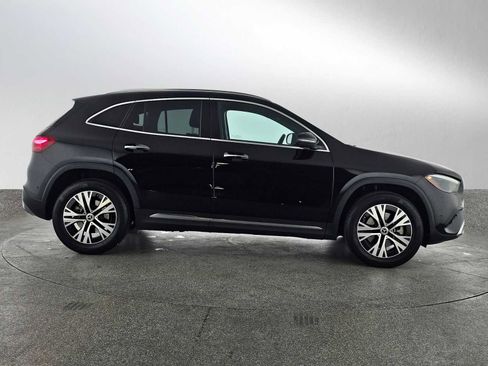 Certified 2025 Mercedes-Benz GLA 250 image 3