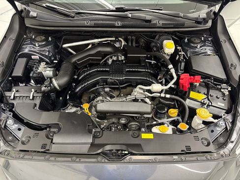 Used 2024 Subaru Crosstrek 2.0i Premium image 9