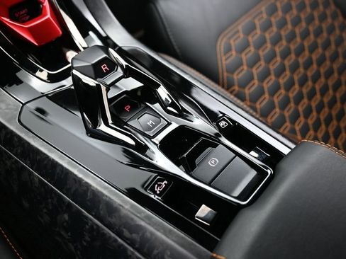 Used 2022 Lamborghini Huracan EVO RWD image 22