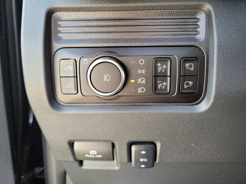 New 2026 Ford F250 Lariat w/ Black Appearance Package image 23