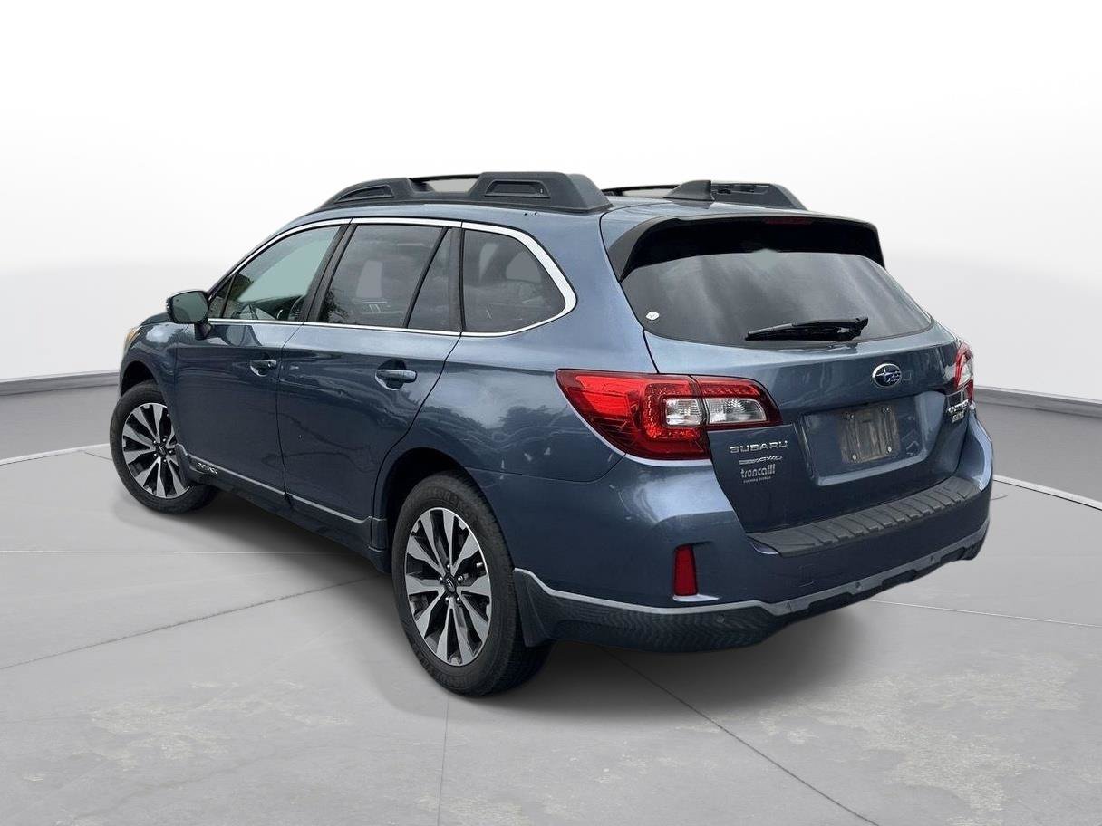 Used 2017 Subaru Outback 2.5i Limited AWD/4WD image 8