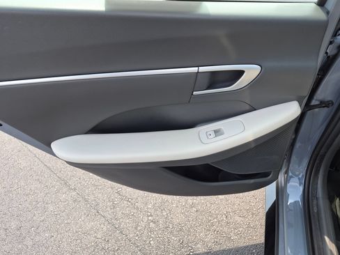 Used 2025 Hyundai Sonata SEL FWD image 26