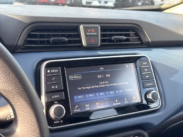 Used 2025 Nissan Versa SV FWD image 21