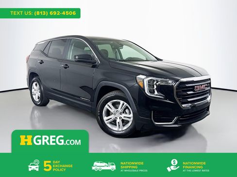 Used 2024 GMC Terrain SLE FWD image 1