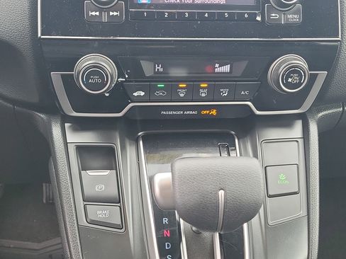 Used 2018 Honda CR-V LX image 17