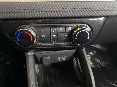 Used 2024 Chevrolet TrailBlazer LT w/ Driver Confidence Package image 16