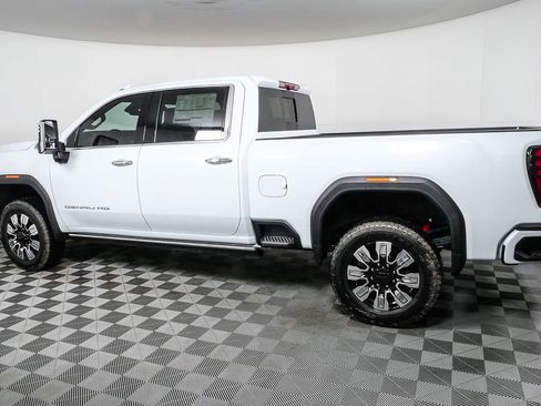 New 2026 GMC Sierra 2500 Denali w/ Denali Reserve Package image 2