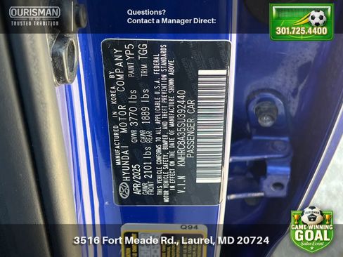 Used 2025 Hyundai Venue SEL FWD image 28