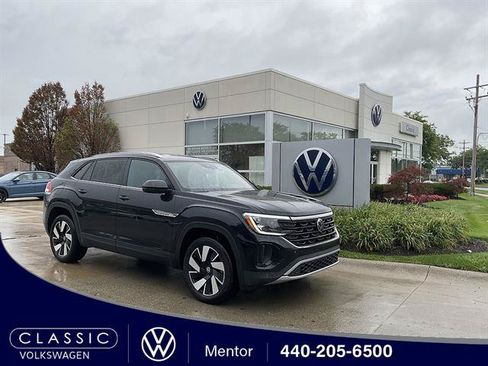 Certified 2026 Volkswagen Atlas Cross Sport SE AWD/4WD image 1