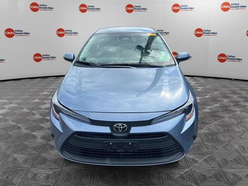 Used 2025 Toyota Corolla LE FWD image 7